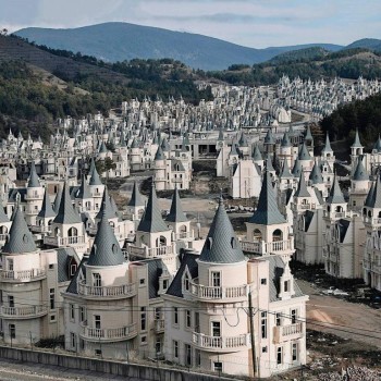 Этот безумный, безумный, безумный, безумный мир - Wa09QHoMGCU.jpg