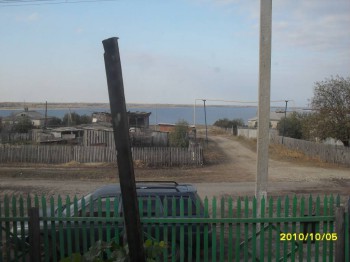 моя ластонька<br />на заднем плане Волга