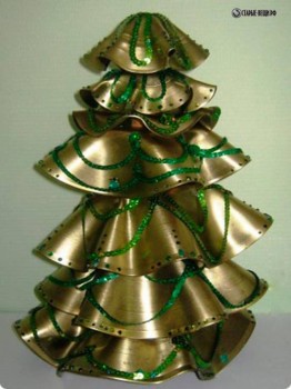 ЁЛКИ - elka-iz-plastinok-4.jpg